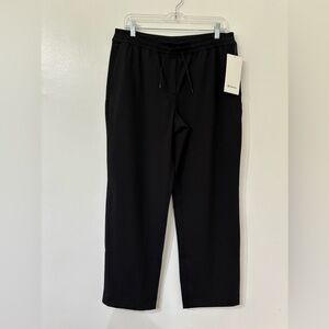 NWT Lululemon black Straight Leg Pants- size Large